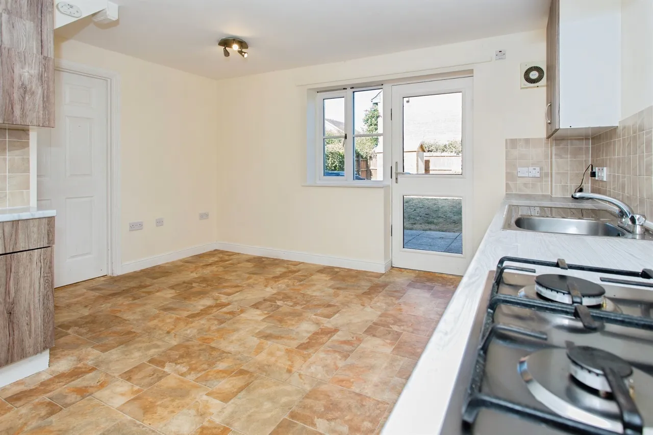 Friar Way, Great Cambourne, Cambridge, photo 10