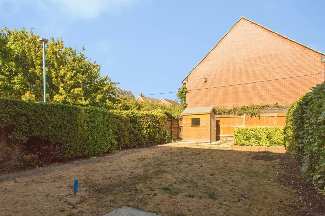 Friar Way, Great Cambourne, Cambridge, photo 12