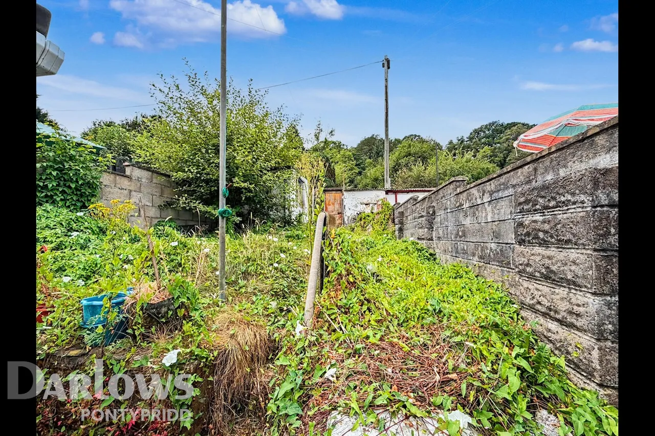 Crawshay Street, Pontypridd, photo 16