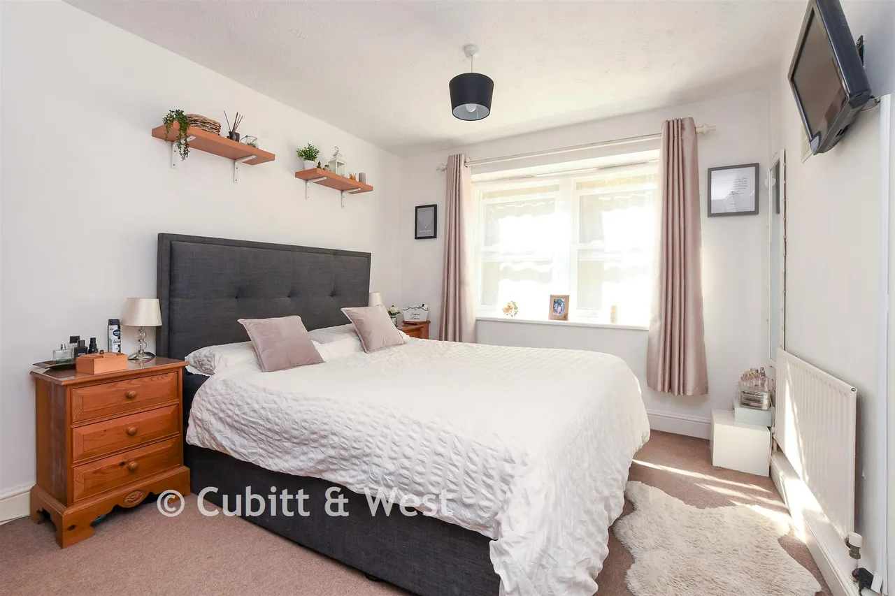 Elm Road, Redhill, RH1, photo 10