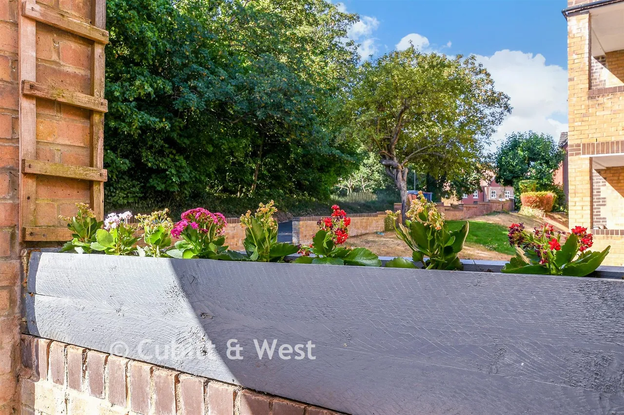 Elm Road, Redhill, RH1, photo 9