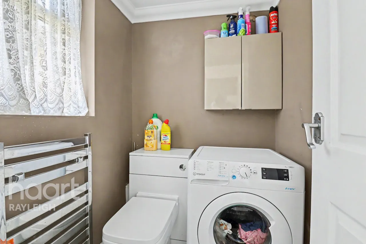 Avondale Road, Rayleigh, SS6, photo 7