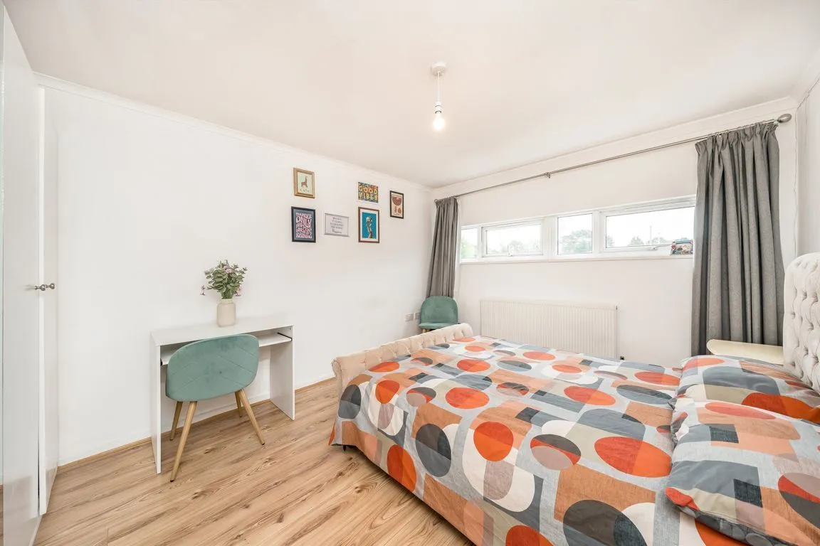 Allingham Close, W7, photo 5