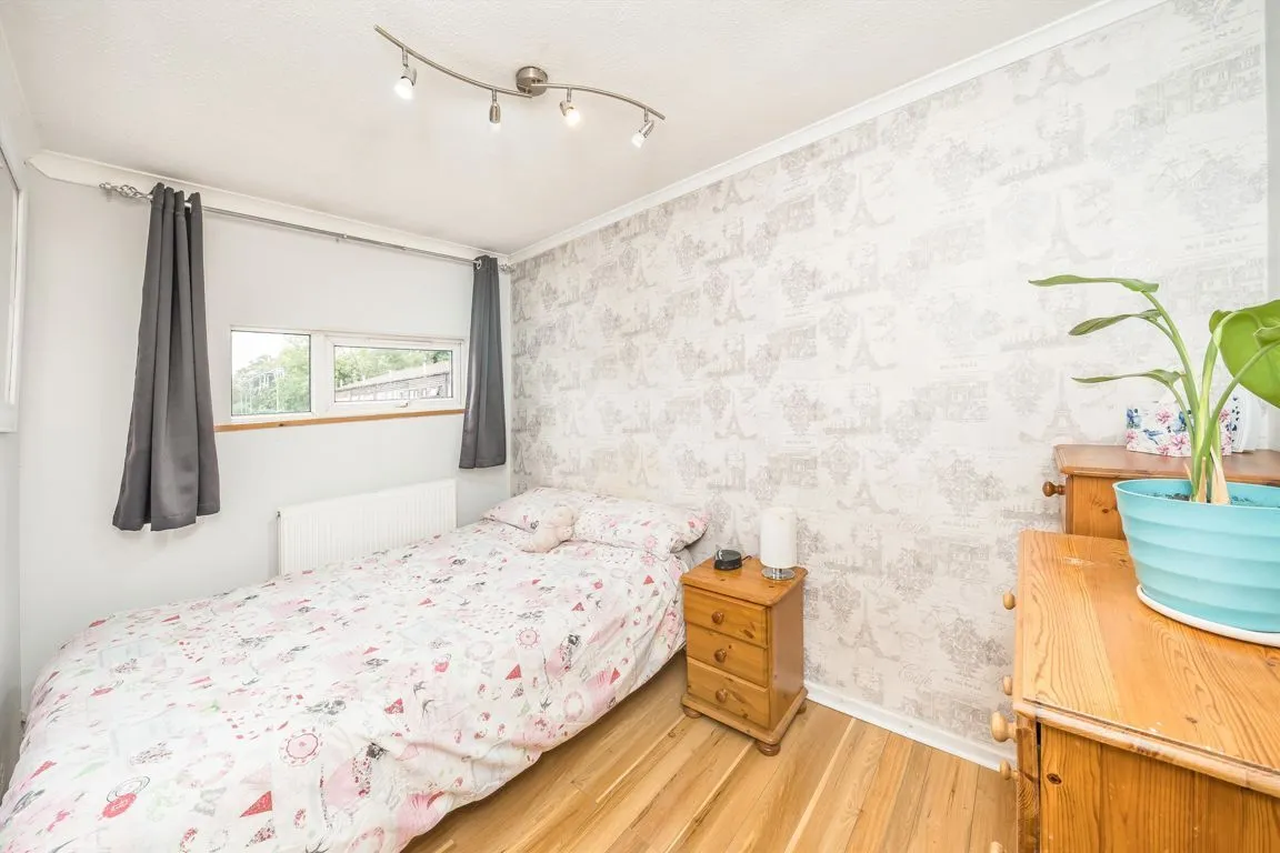 Allingham Close, W7, photo 7