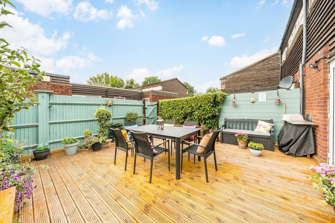 Allingham Close, W7, photo 8