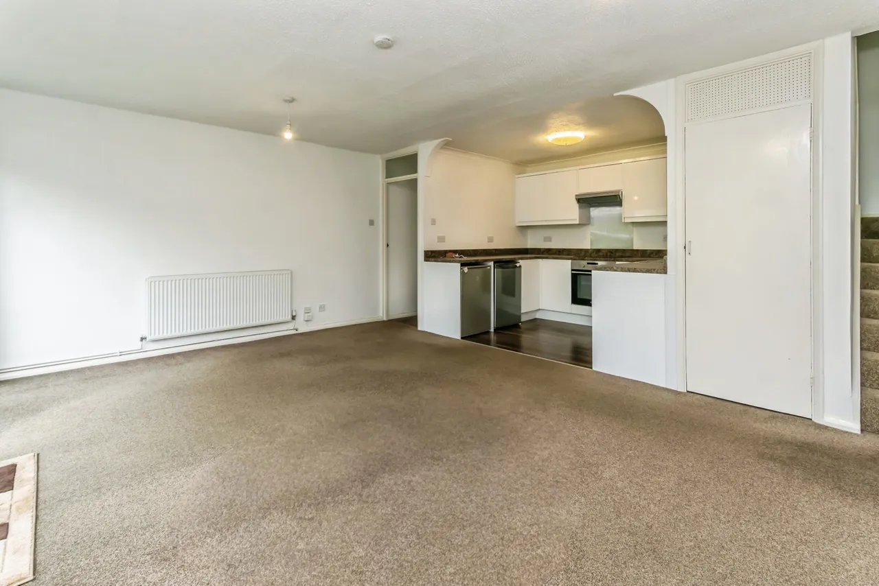 Croydon Road, Caterham, Surrey, CR3, photo 12