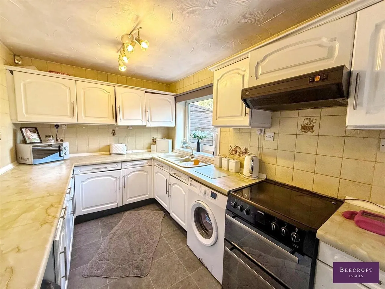 St. Barbaras Road, Darfield, photo 4