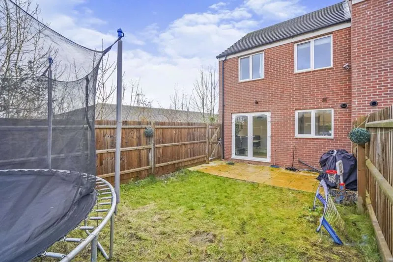Dukeminster Road, Dunstable LU5 4FF, photo 2