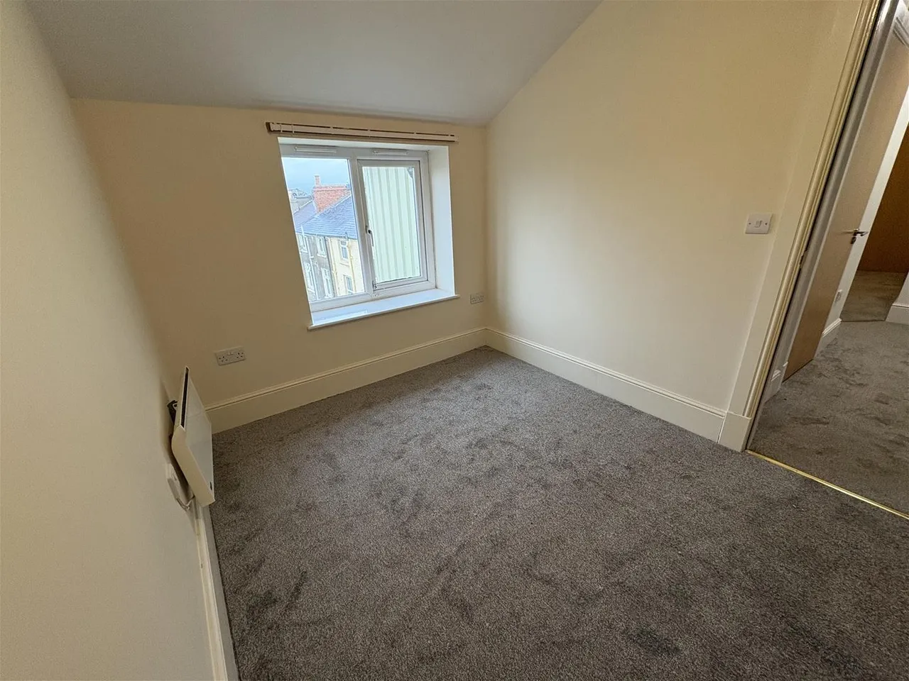16-17 Blenheim Terrace, Scarborough, North Yorkshire YO12 7HF, photo 6