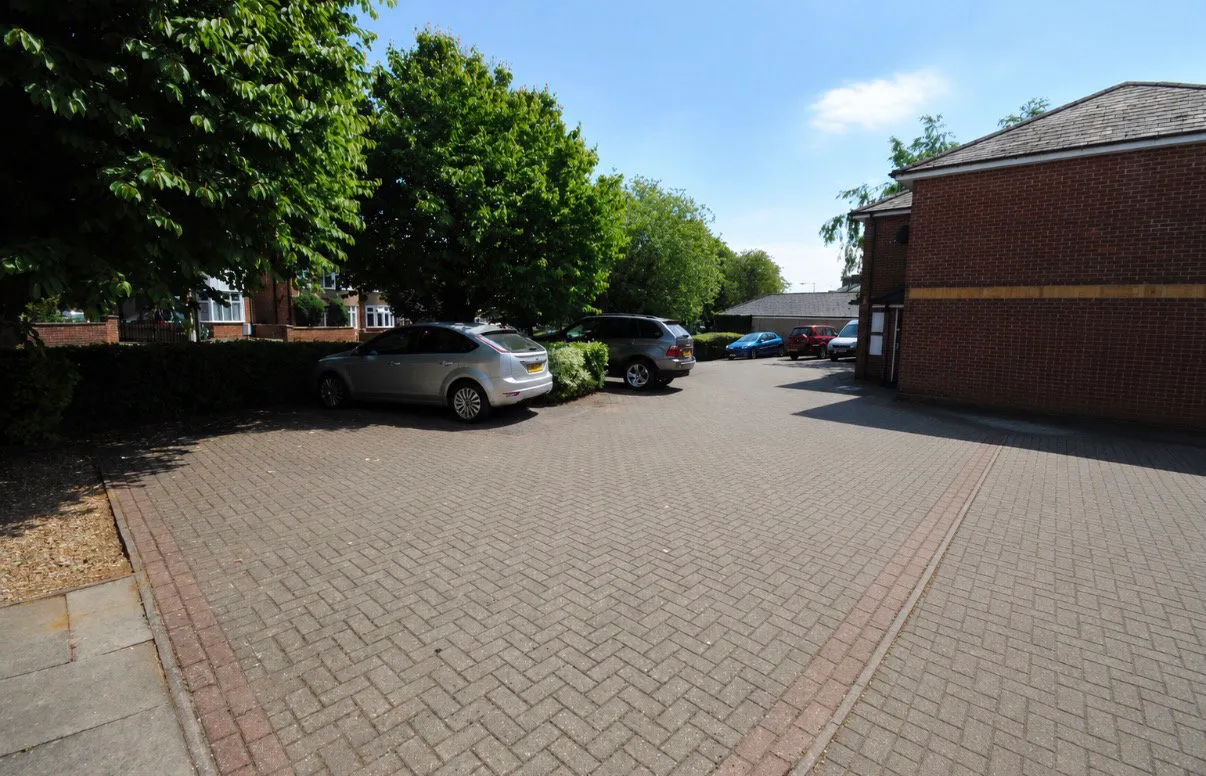 Wing Road, Leighton Buzzard, LU7, photo 6