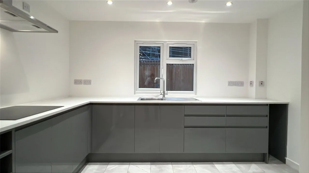 1 bed flat to rent, Church Road, London, NW10