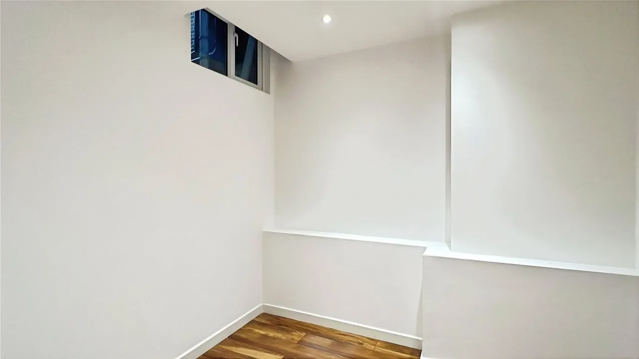 Church Road, London, NW10, photo 11