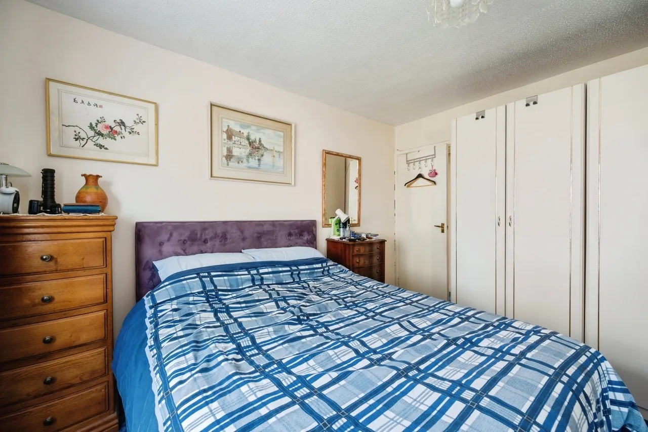 St. Hermans Road, Hayling Island, PO11, photo 11