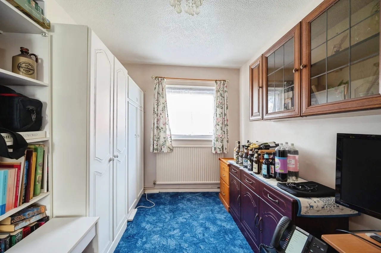St. Hermans Road, Hayling Island, PO11, photo 15