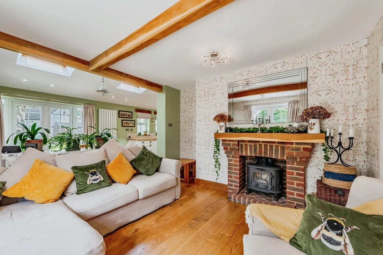 West Way, Crawley, RH10, photo 4