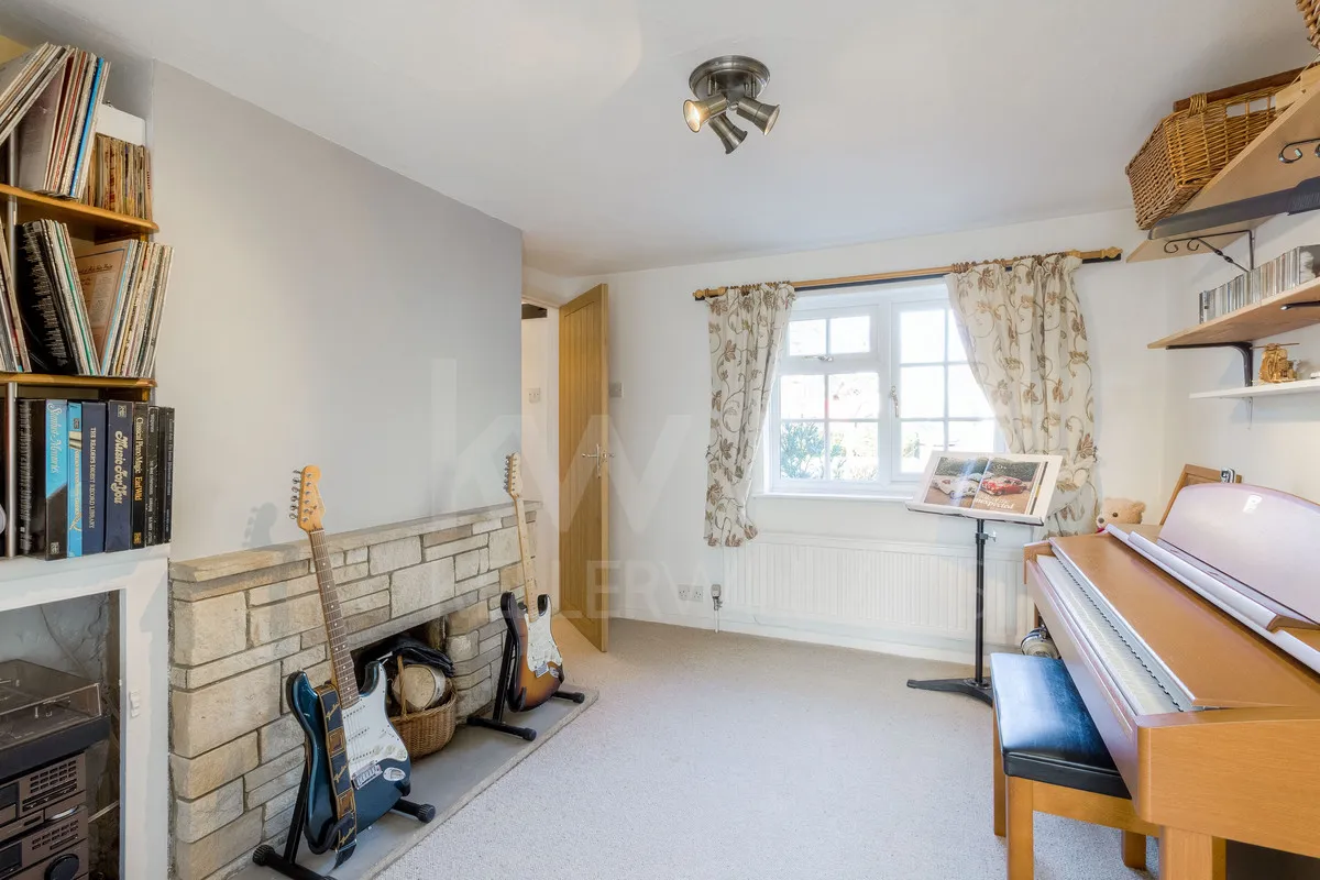 Hanslope, Milton Keynes, MK19, photo 9
