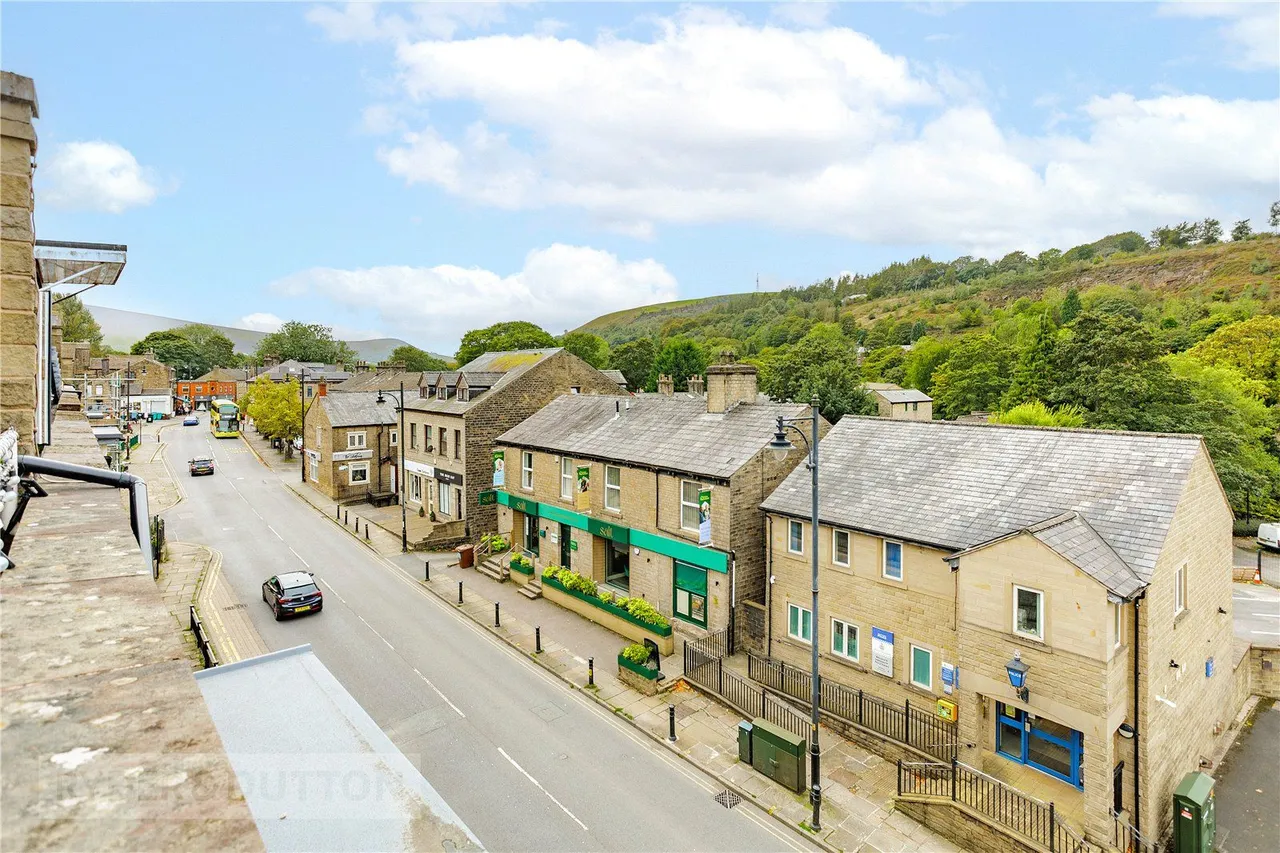 High Street, Uppermill, OL3, photo 17