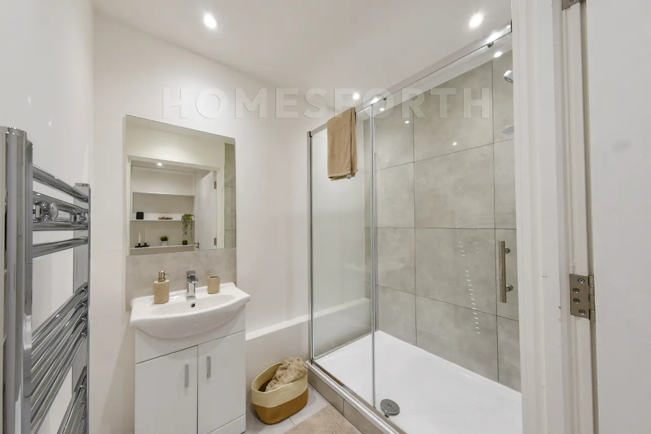 Palmers Road, Bethnal Green, E2, photo 14