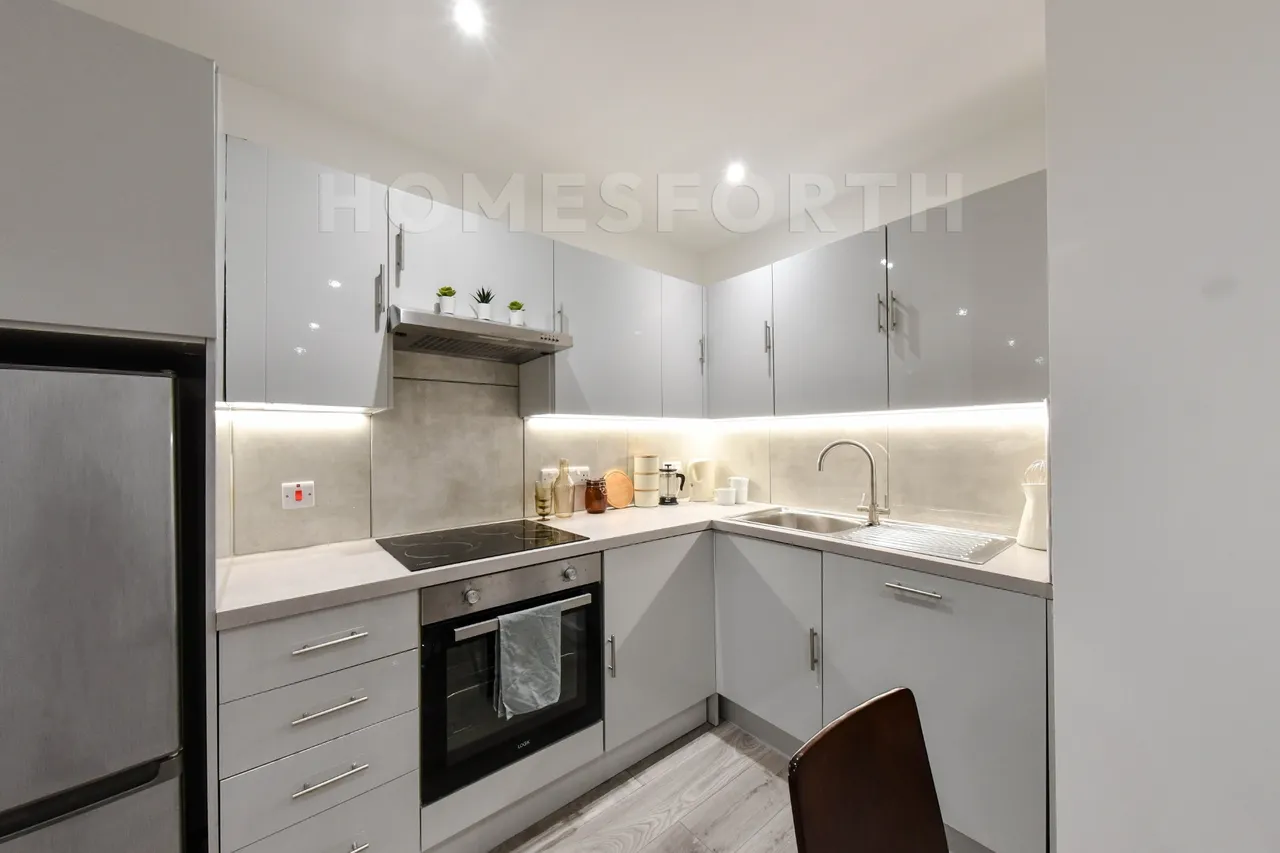 Palmers Road, Bethnal Green, E2, photo 6
