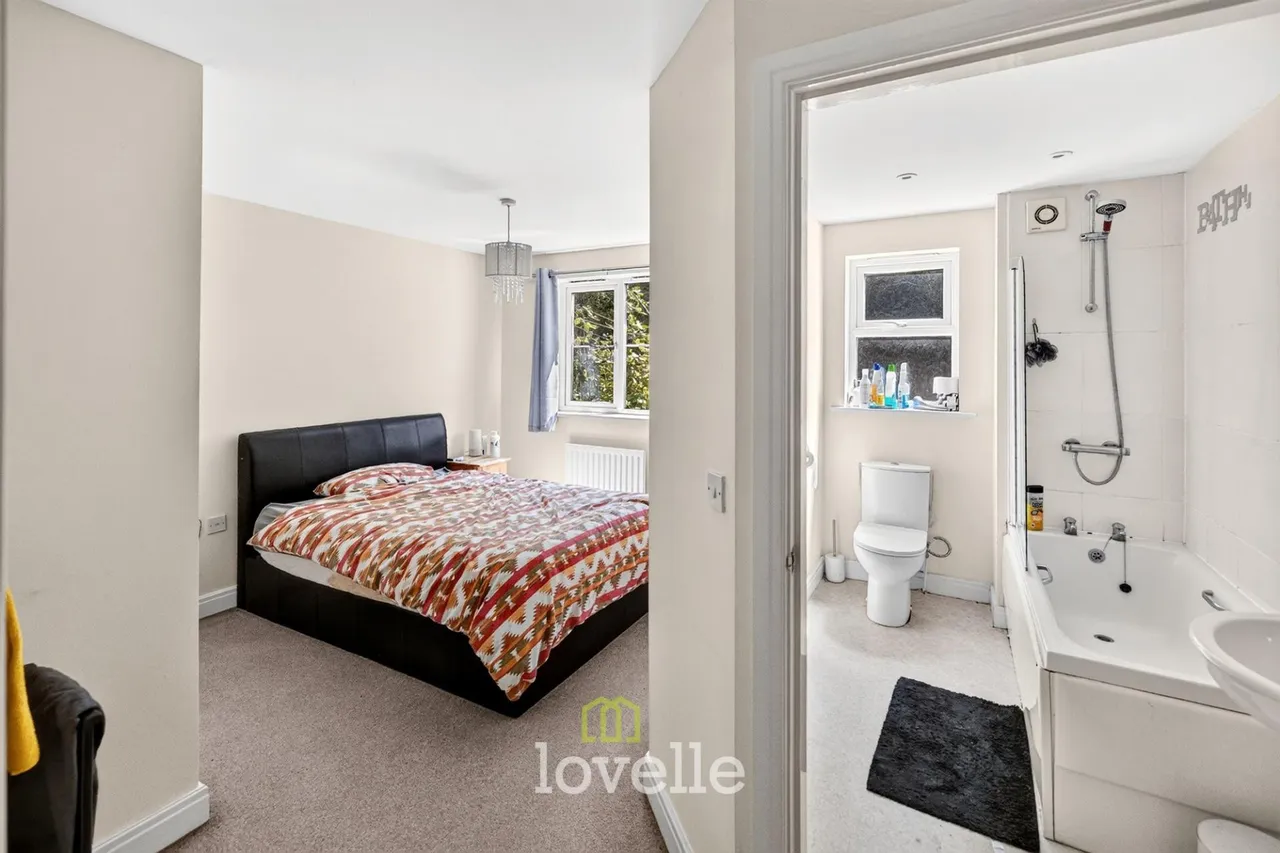 Lancaster Drive, South Killingholme, DN40, photo 6