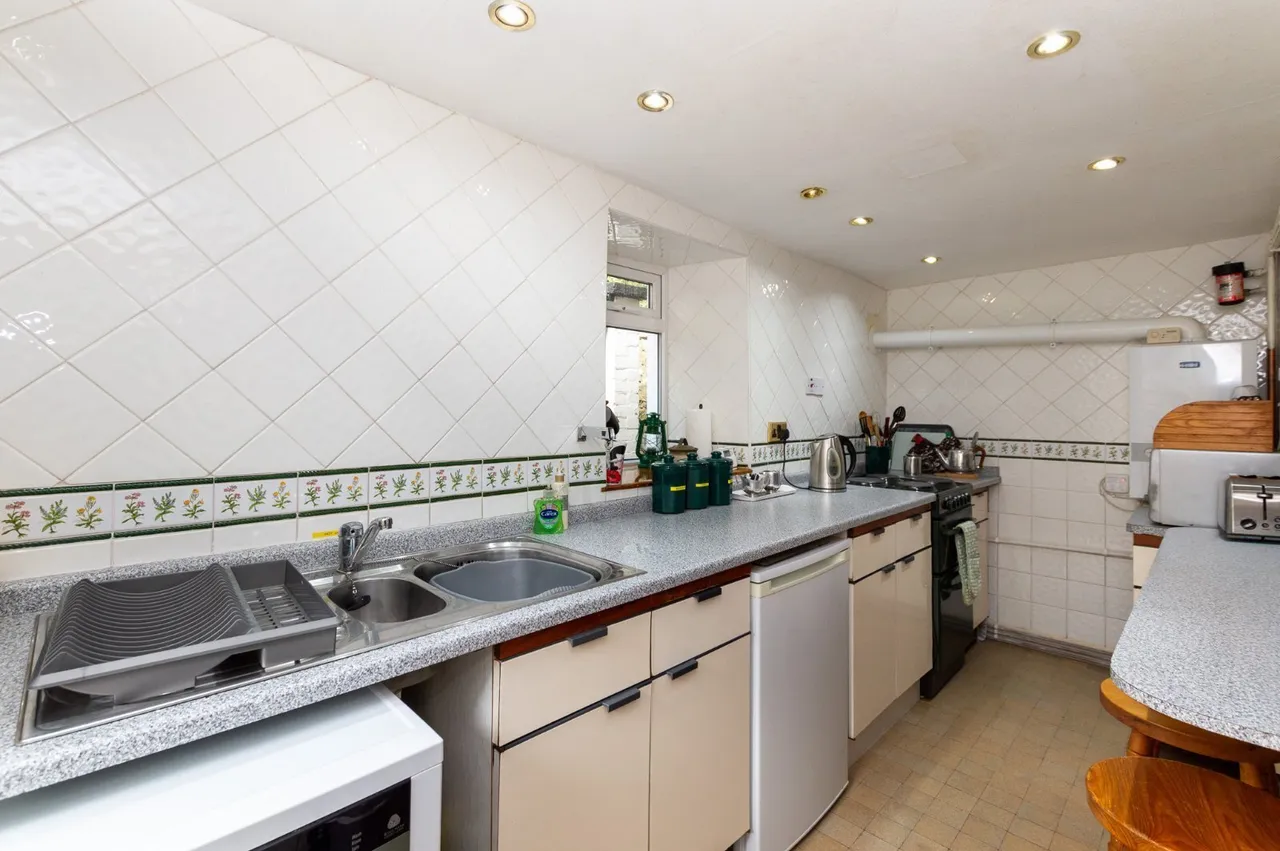 Cwlach Street, Llandudno, LL30, photo 9