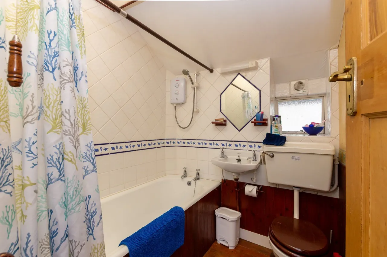 Cwlach Street, Llandudno, LL30, photo 12