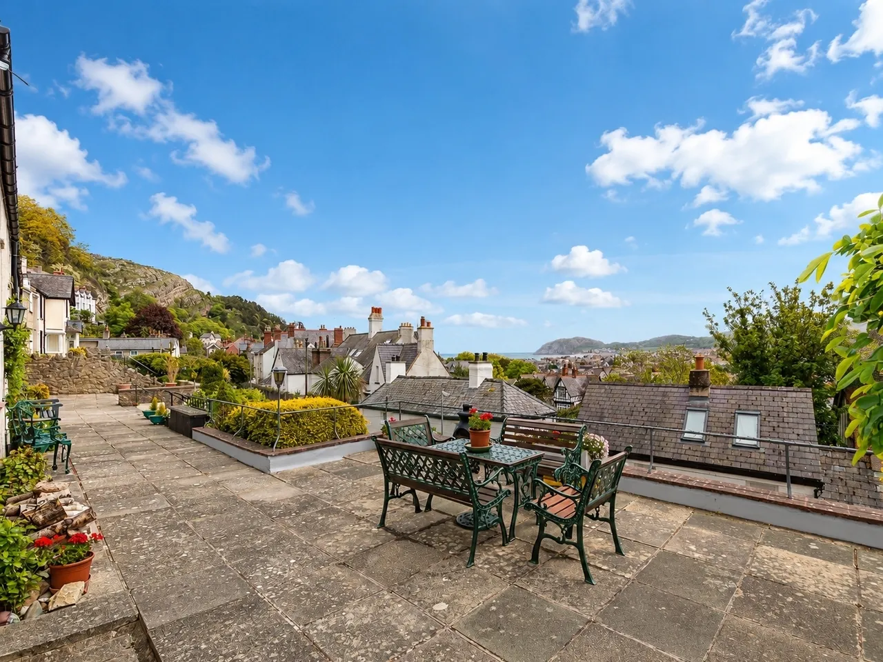 Cwlach Street, Llandudno, LL30, photo 17