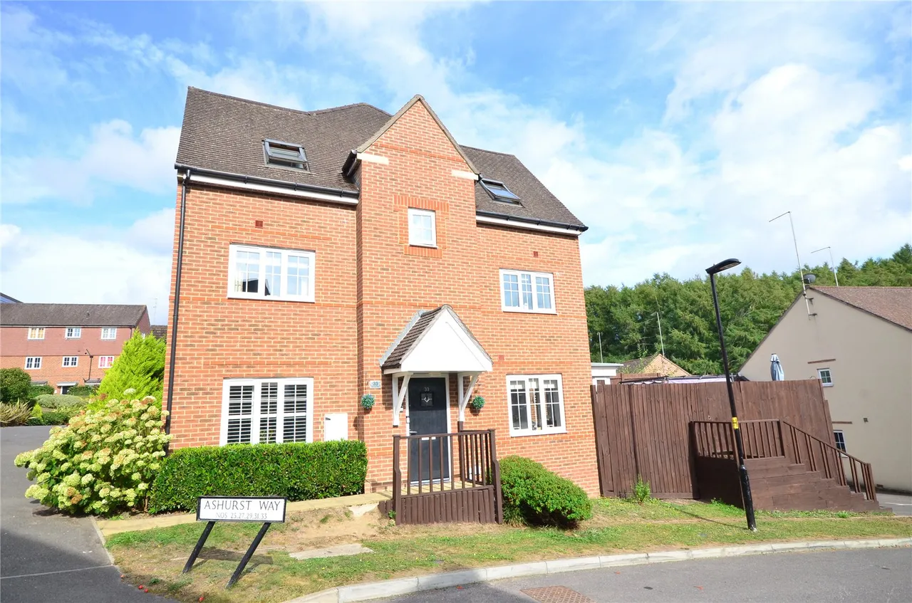 Ashurst Way, East Grinstead, RH19, photo 23