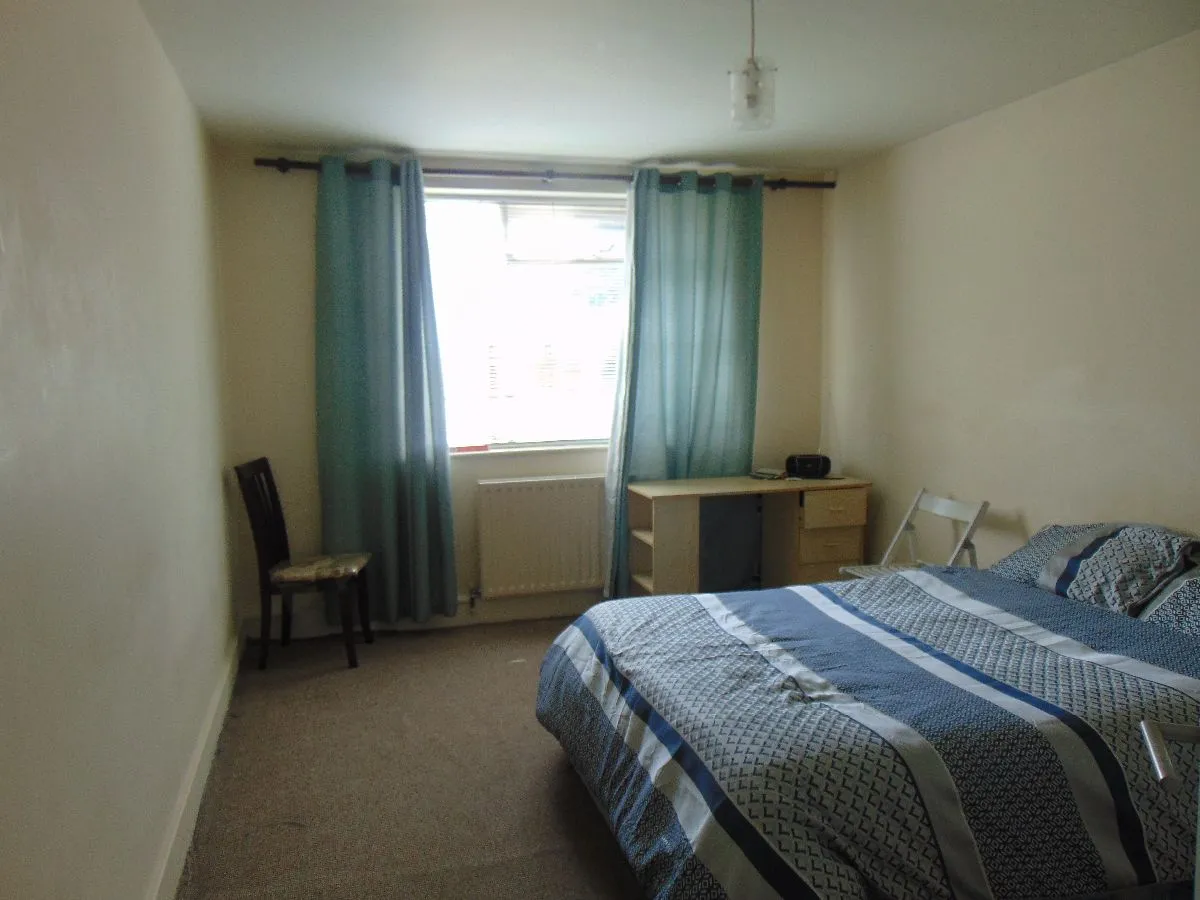 Beechcroft Close, Streatham, London SW16 2EW, photo 6