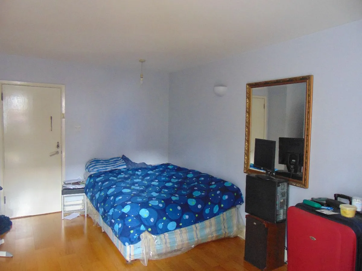 Beechcroft Close, Streatham, London SW16 2EW, photo 4