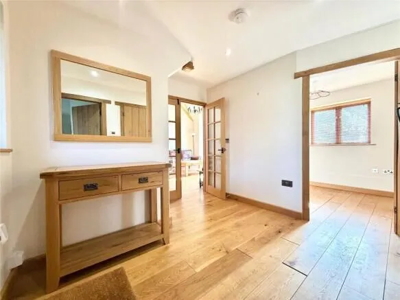 Broadcommon Road, Hurst, RG10, photo 15