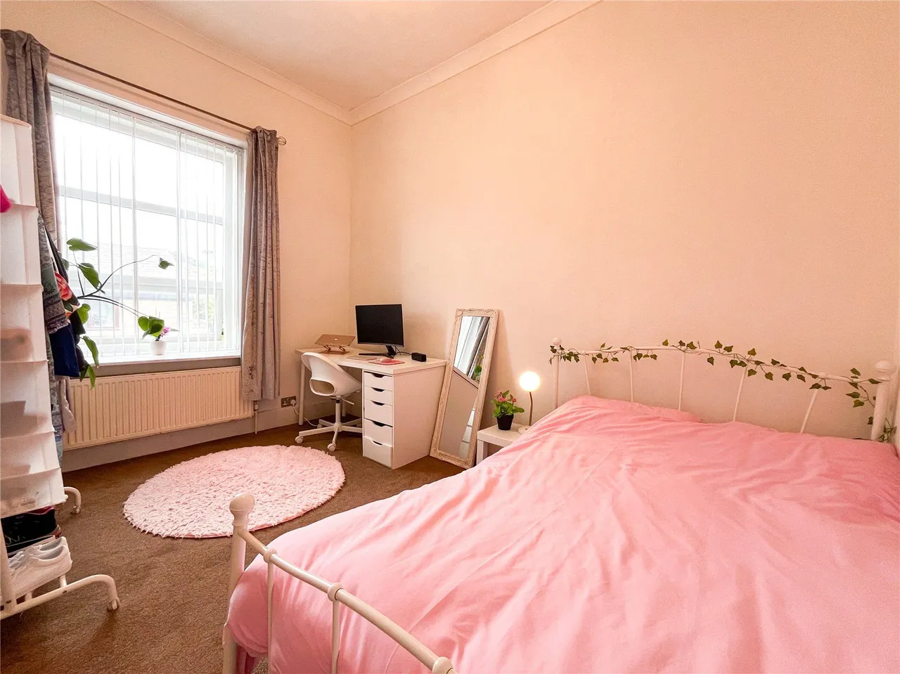 George Street, Mossley, OL5, photo 7