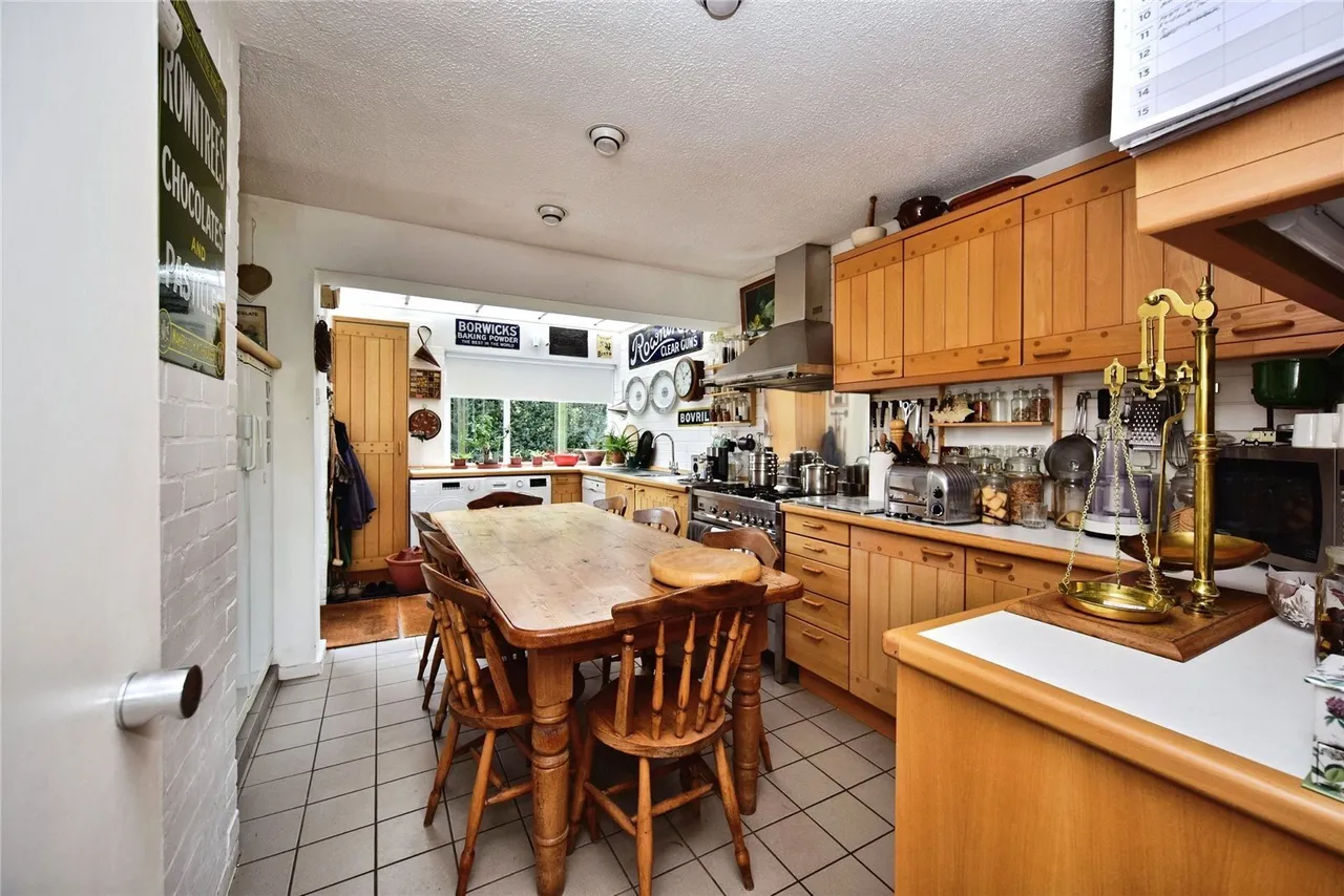 Stockett Lane, MAIDSTONE, Kent, ME17, photo 14