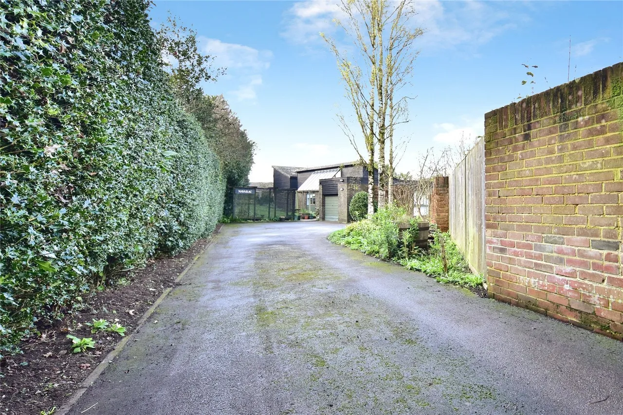 Stockett Lane, MAIDSTONE, Kent, ME17, photo 9