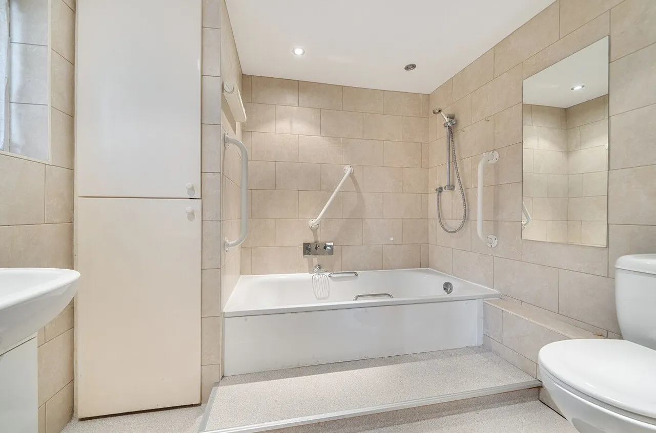Gordon Avenue, Stanmore, HA7, photo 6