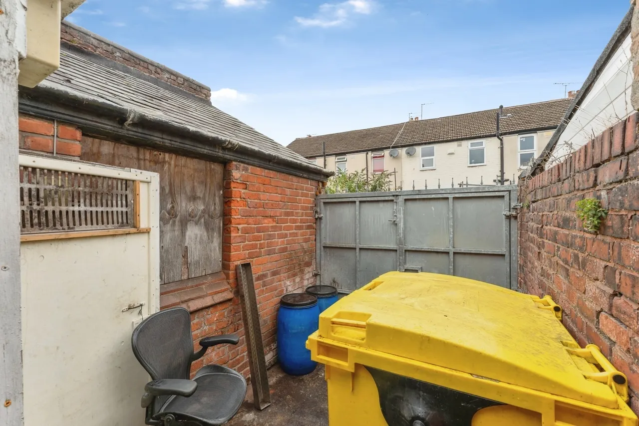 Whitby Road, Ellesmere Port, CH65, photo 4