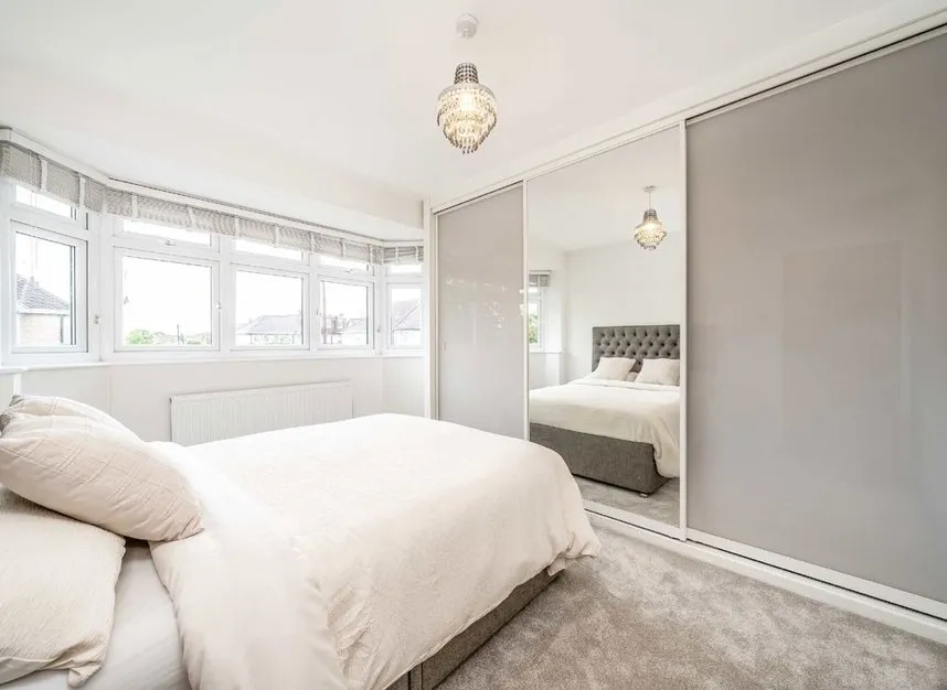 Avon Road, Sunbury-On-Thames, TW16, photo 4