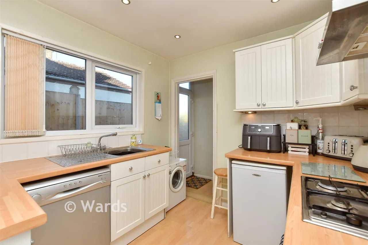 Queenborough Road, Minster-On-Sea, ME12, photo 6