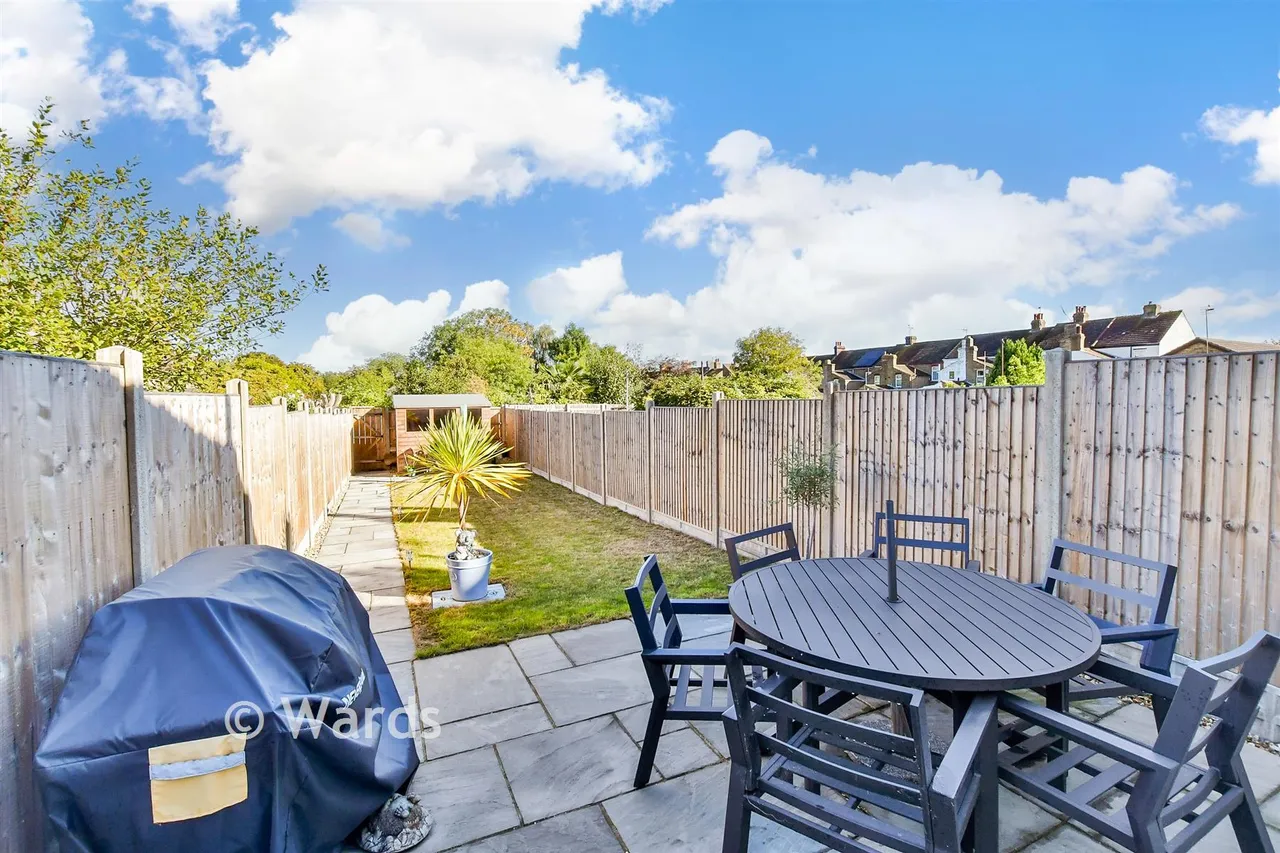 Queenborough Road, Minster-On-Sea, ME12, photo 2