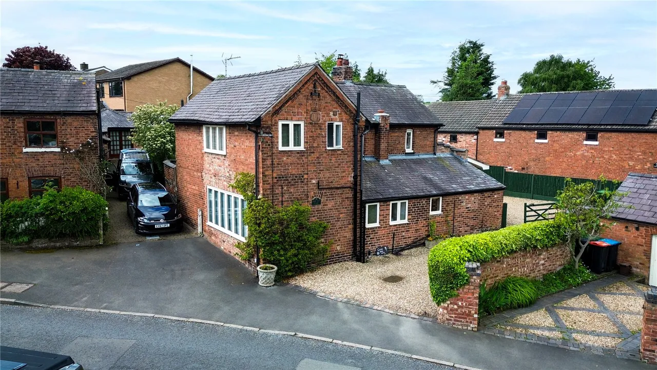 The Cross, Kingsley, Frodsham, Cheshire, WA6 8AB, photo 18