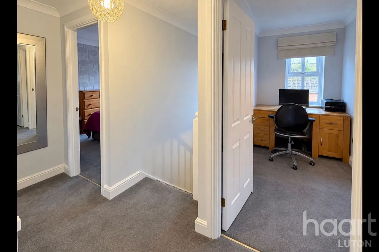 Lavender Close, Luton, LU2, photo 15