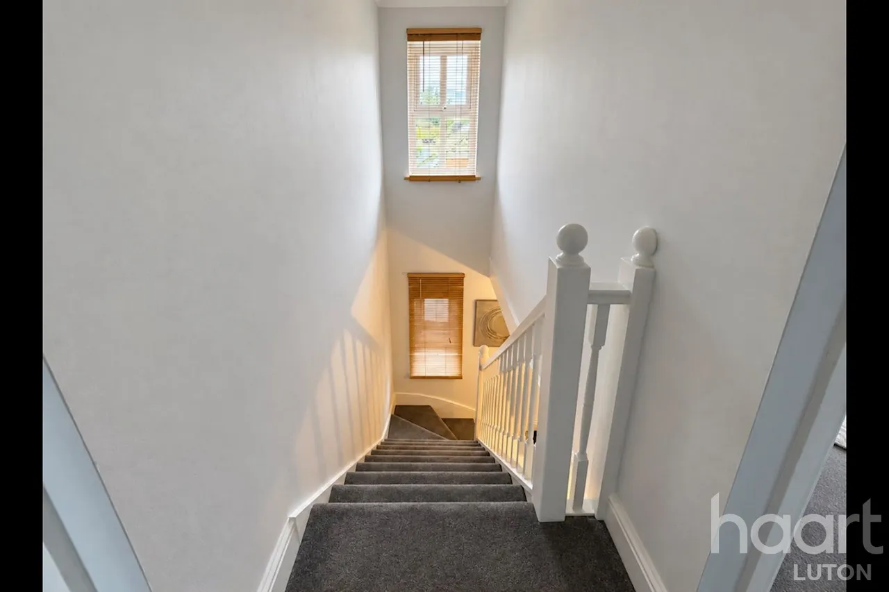 Lavender Close, Luton, LU2, photo 14