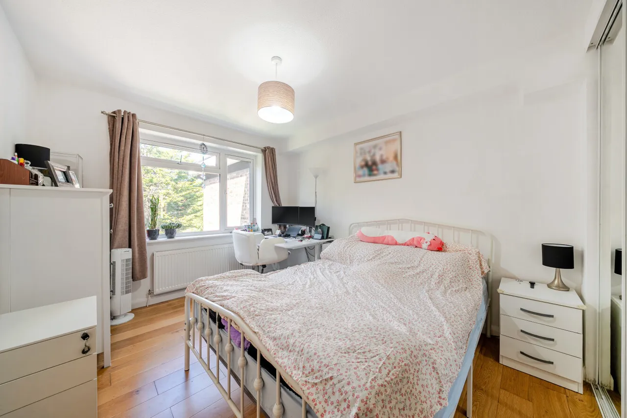 Grand Drive, Raynes Park, London, SW20, photo 3