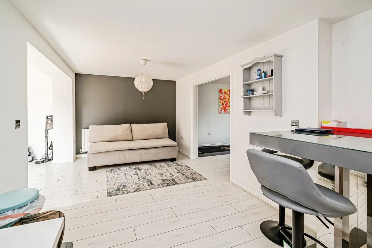 Sierra Drive, Berryfields, HP18, photo 11