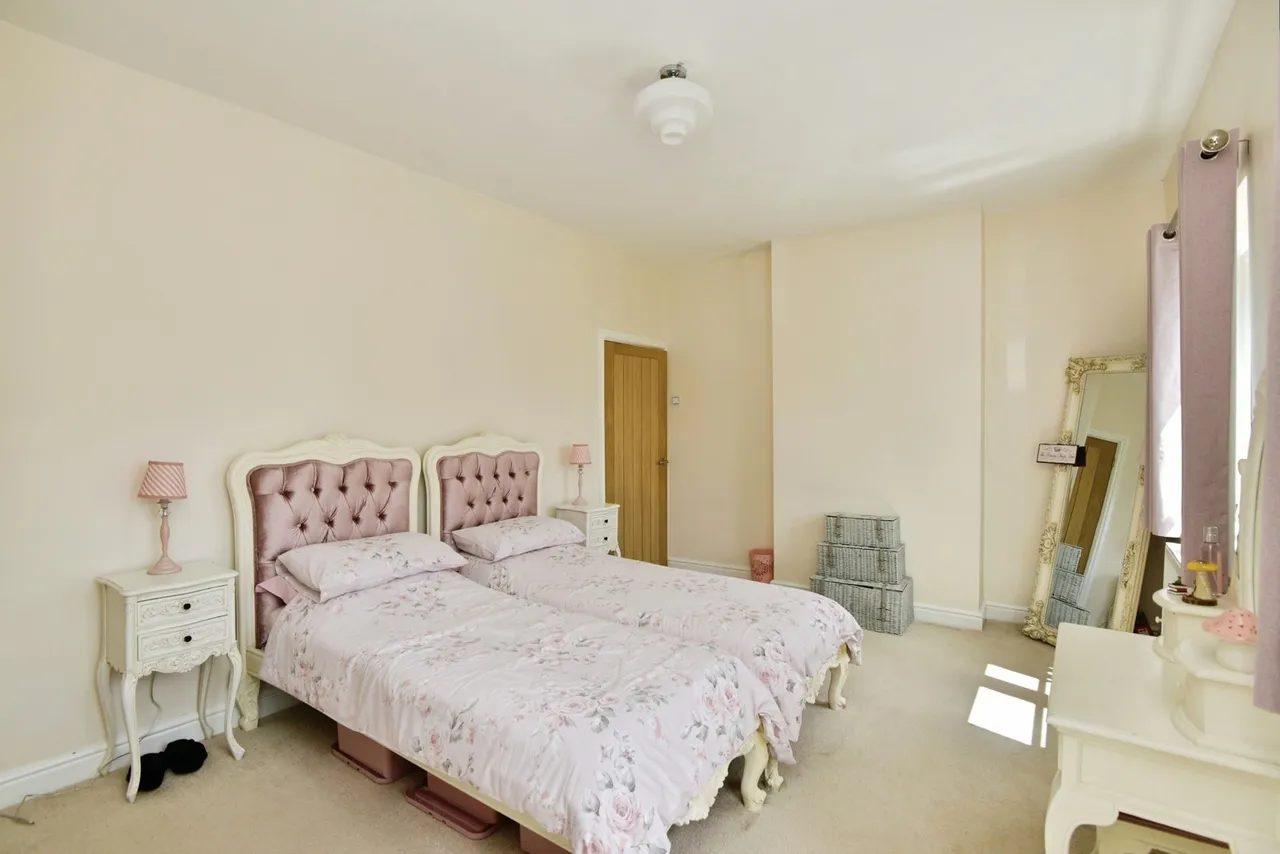 Crewe Road, Alsager, Stoke-on-Trent, Cheshire, ST7, photo 12