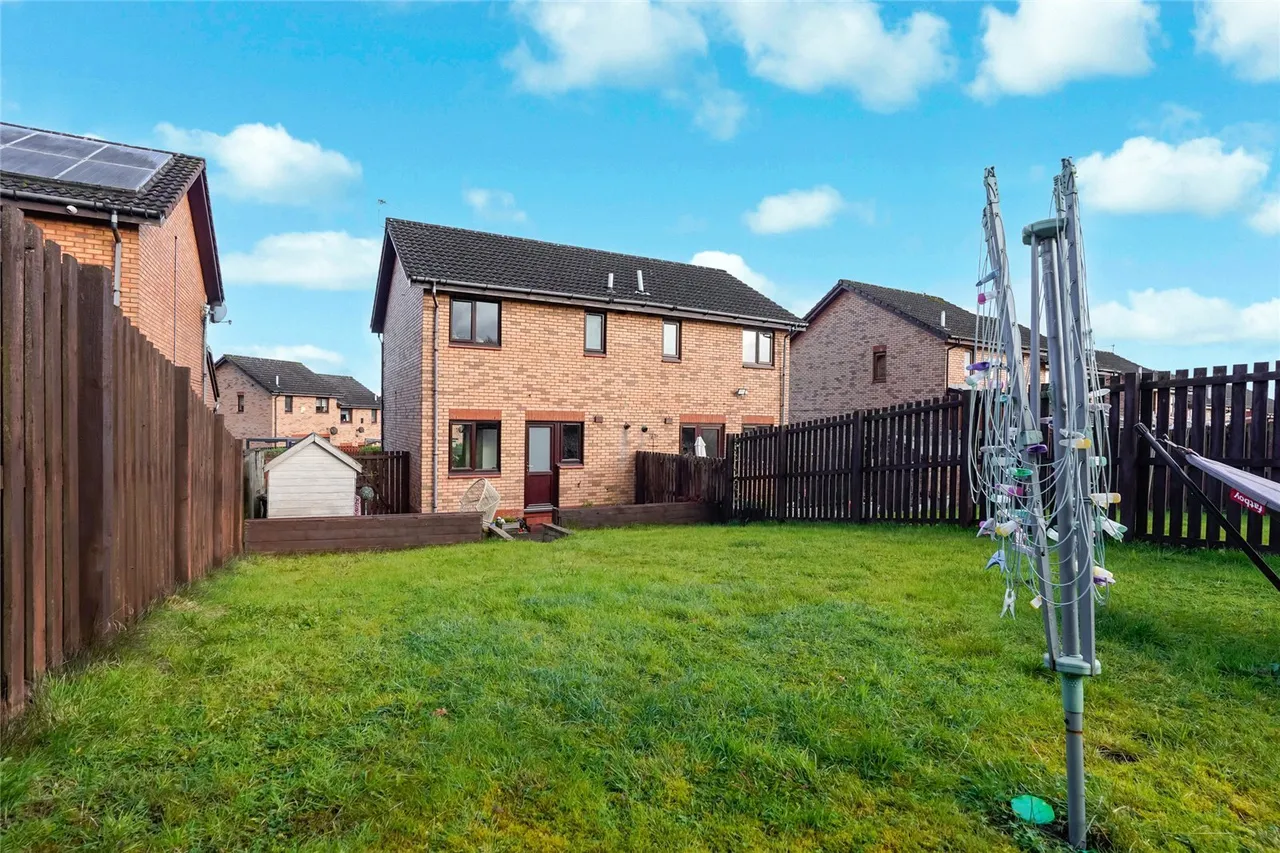 Barony Place, Cumbernauld, G68, photo 17
