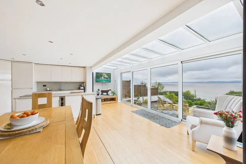 Walton Bay, Clevedon, North Somerset, BS21, photo 3