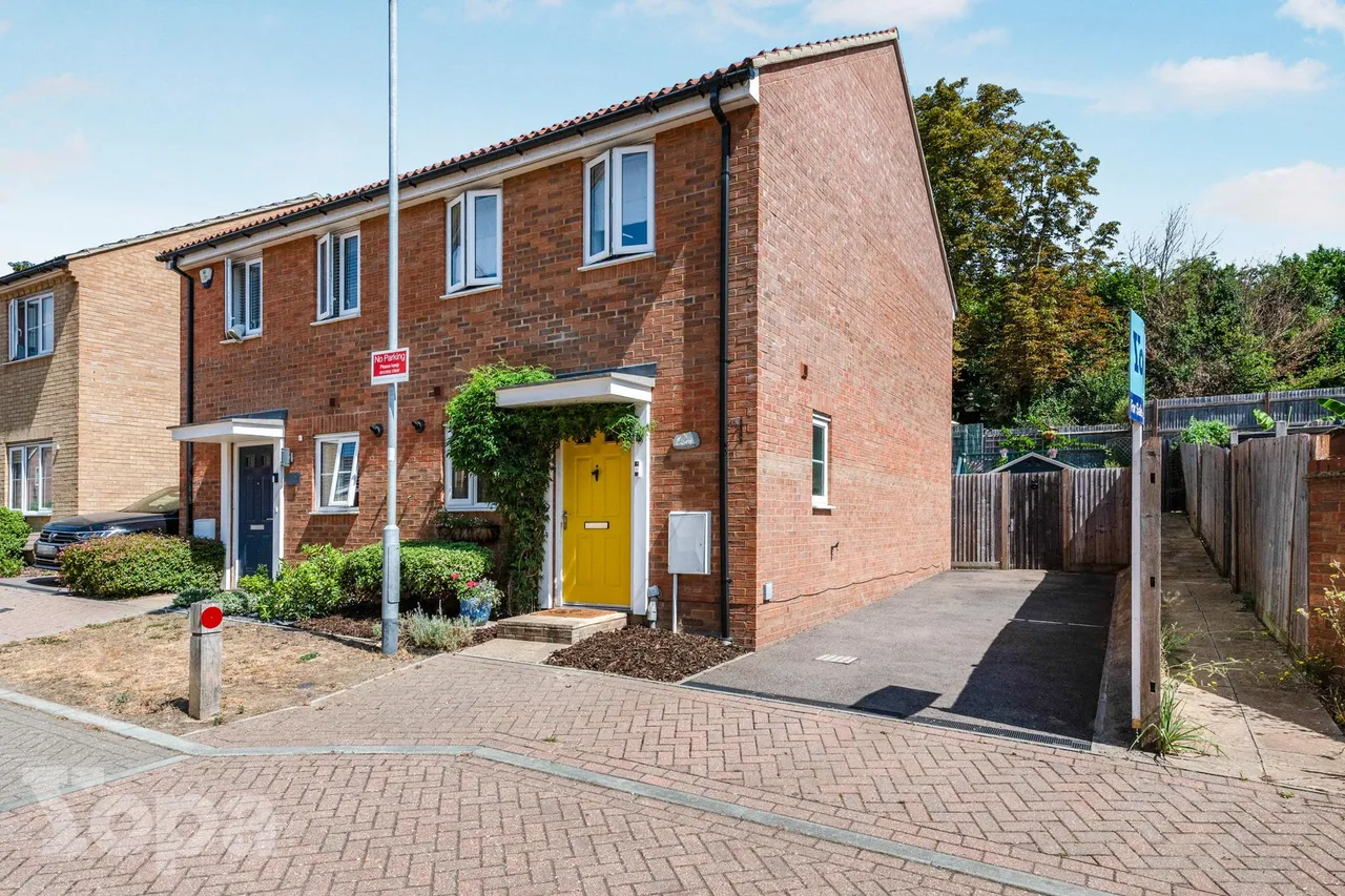 2 bed house for sale, Clearwater Lane, Dartford, DA1