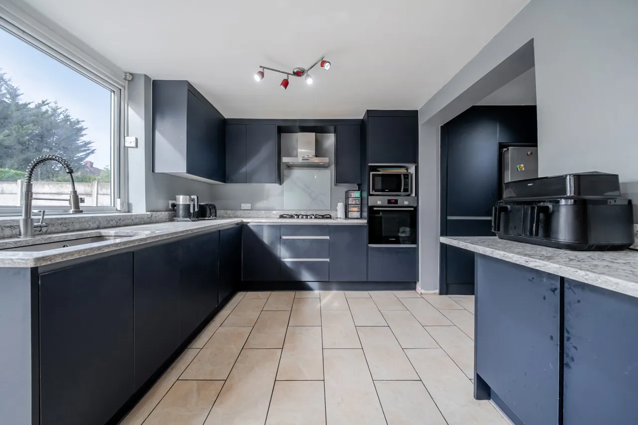 Thornhill Avenue, SE18, photo 12