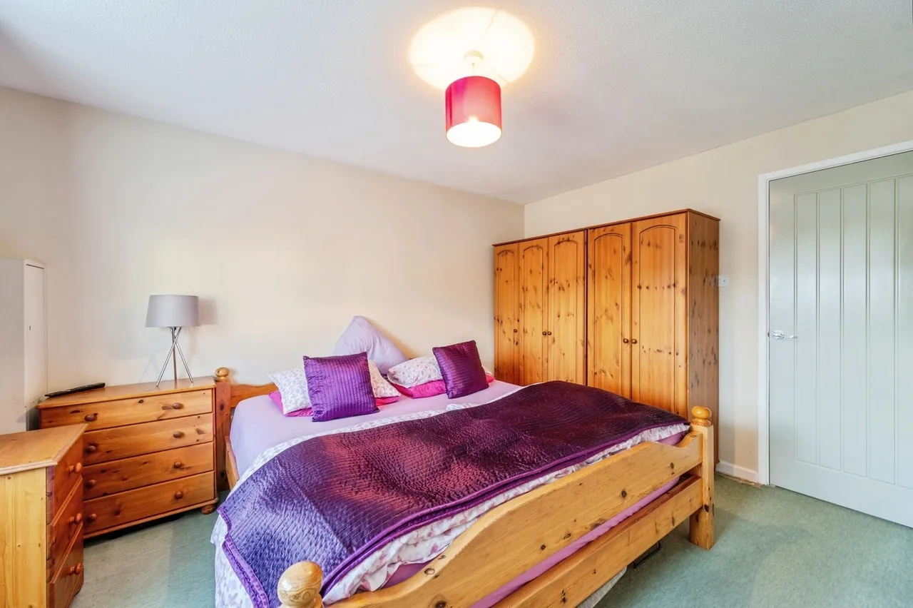 Kingfisher Close, Hayling Island, PO11, photo 7